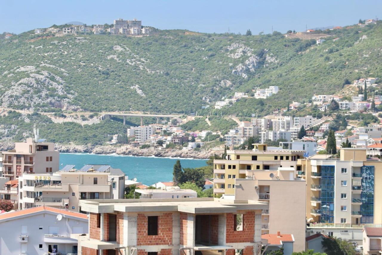 1Bd Sea View Apts Veliki Pjesak "Hajrudin" Добра вода Екстериор снимка