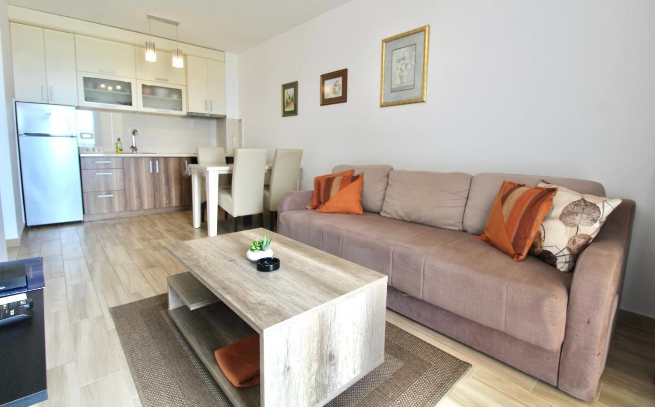 1Bd Sea View Apts Veliki Pjesak "Hajrudin" Добра вода Екстериор снимка